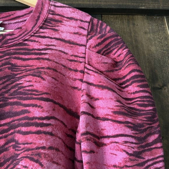 PAM & GELA Tiger Puff Sleeve Sweatshirt - Picture 10 of 13
